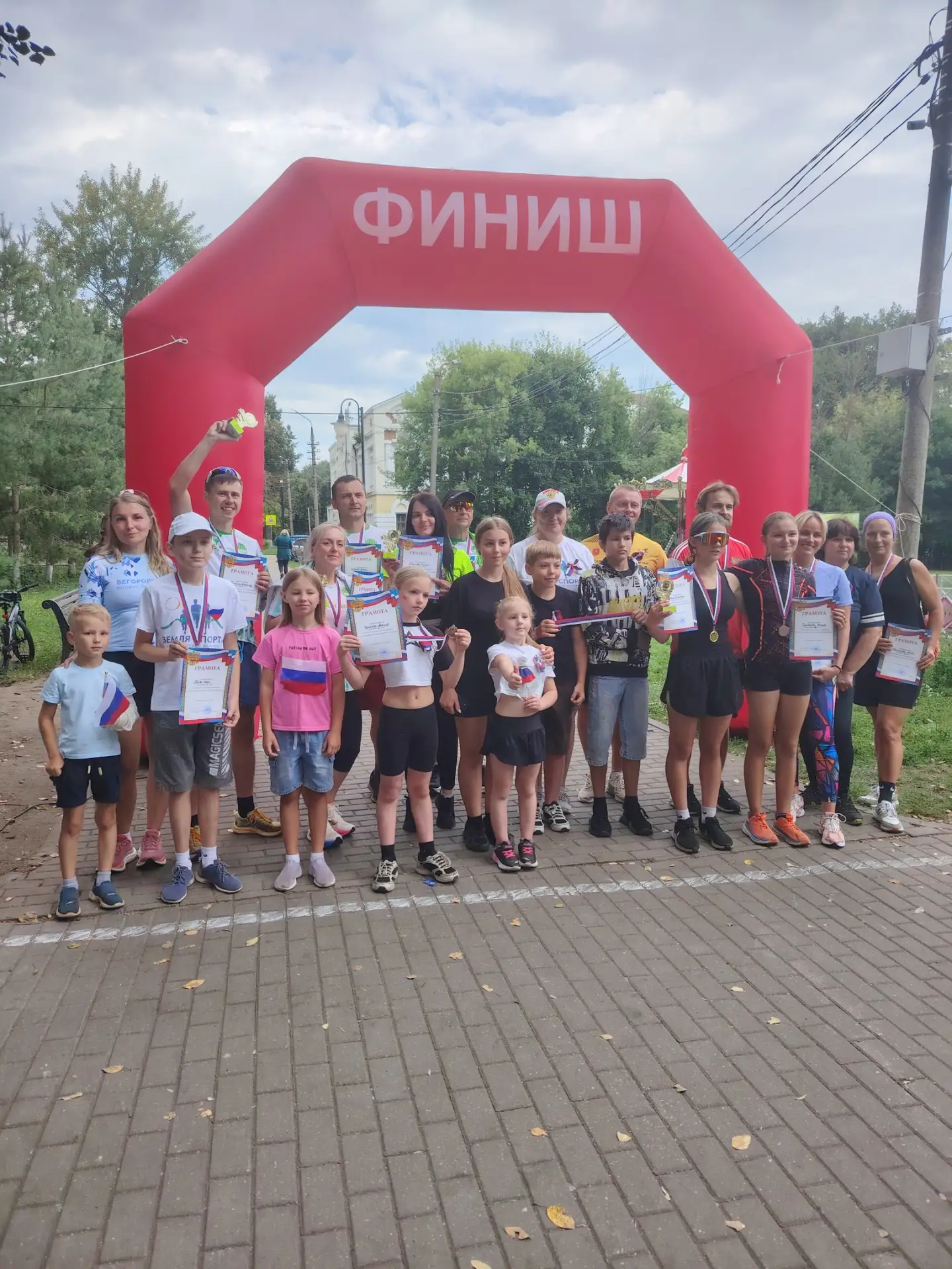 В Богородицке состоялся кросс, приуроченный ко Дню Государственного флага России! 22 ав...