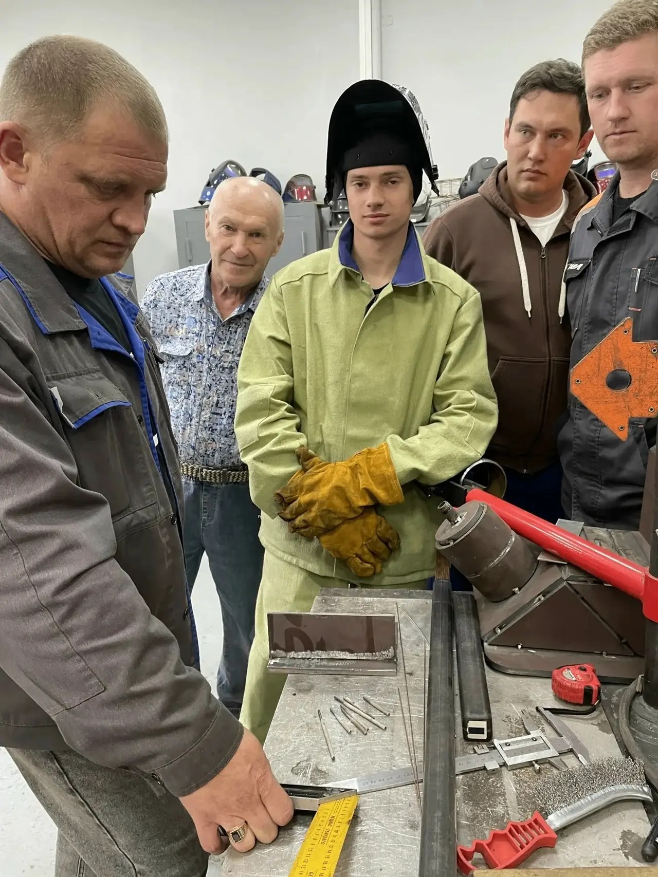 Будущее сварки куётся в ЗлатИК!
25 июня на машиностроительной площадке к государственной итоговой ат