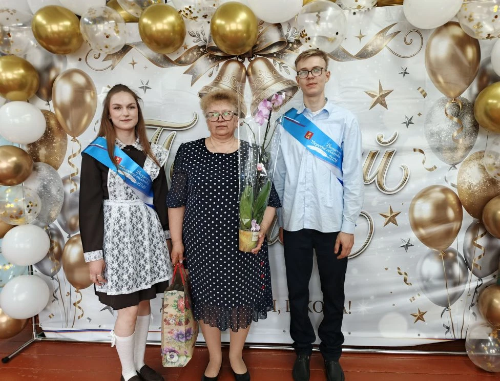 ✨🔔26 мая в нашей школе прозвенел последний звонок для выпускников. Этот день стал по-н...