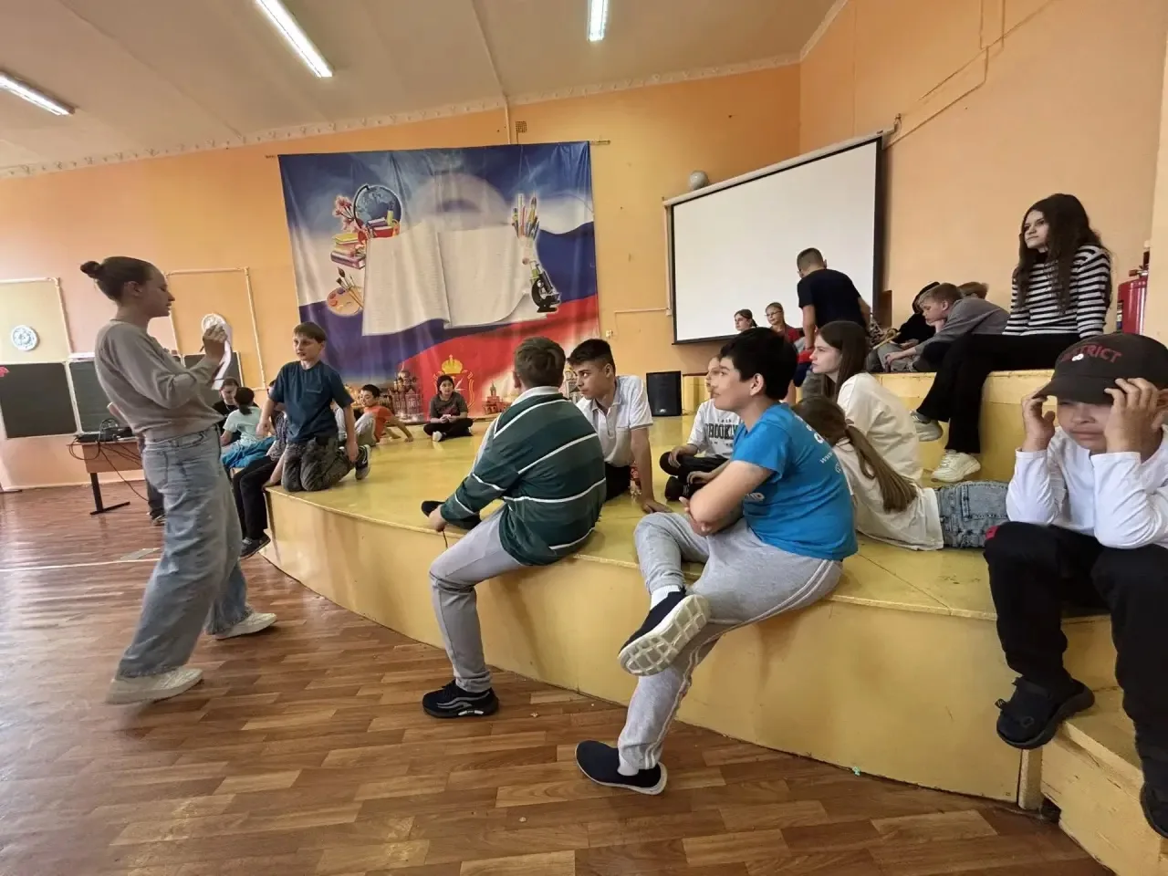 📜 Игра «Рюхи»: тренировка ума и командного духа

В лагере «Родничок» состоялась интеллектуальная иг