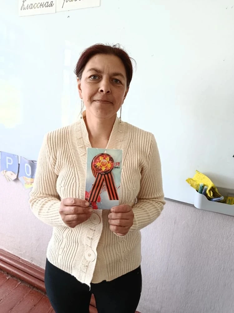 🇷🇺 Память в наших сердцах, а символ — на груди.