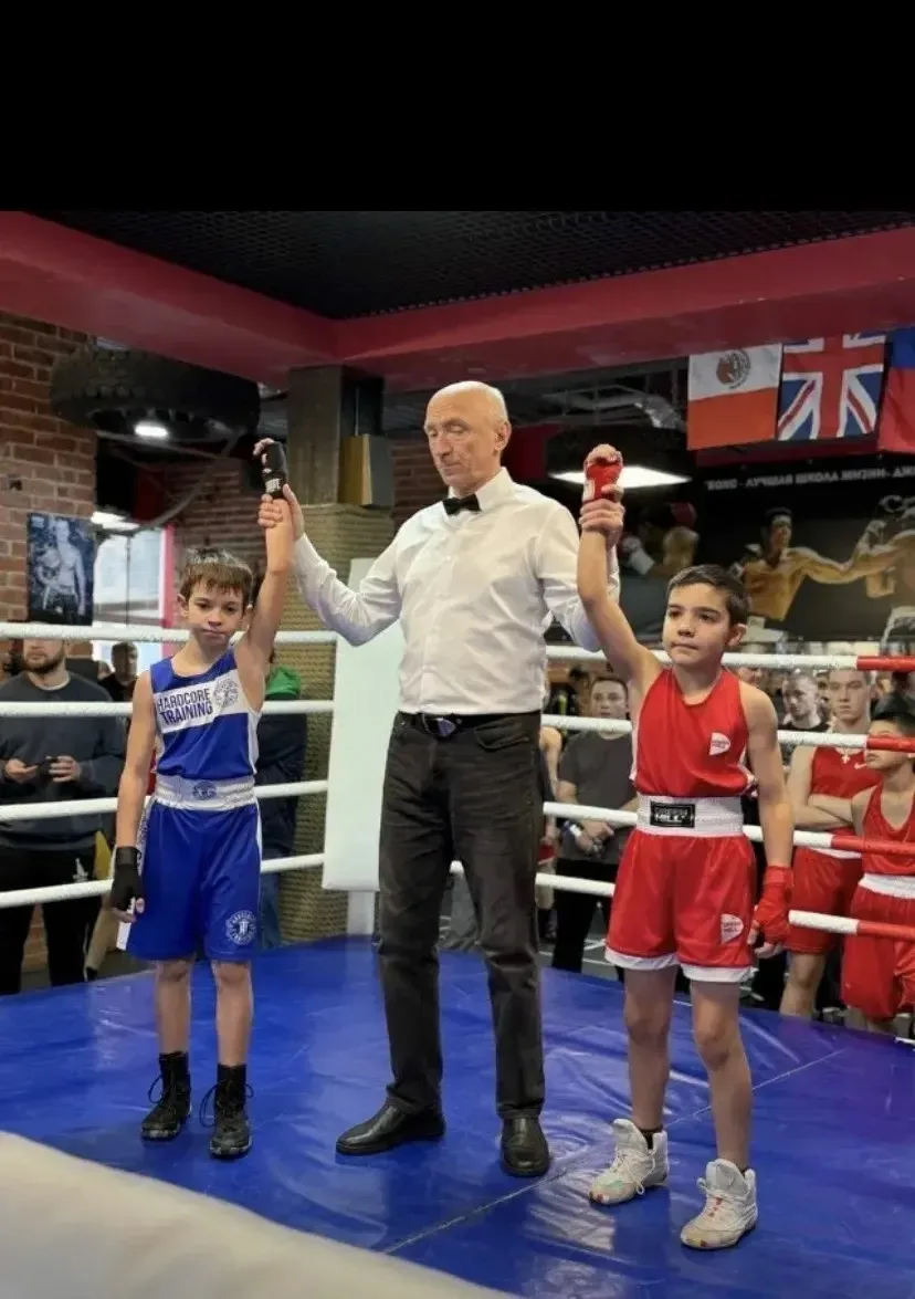 🥊 Клуб бокса МОСБОКС Бутово приглашает на бесплатную тренировку!  Приведите себя в форму к лету на г