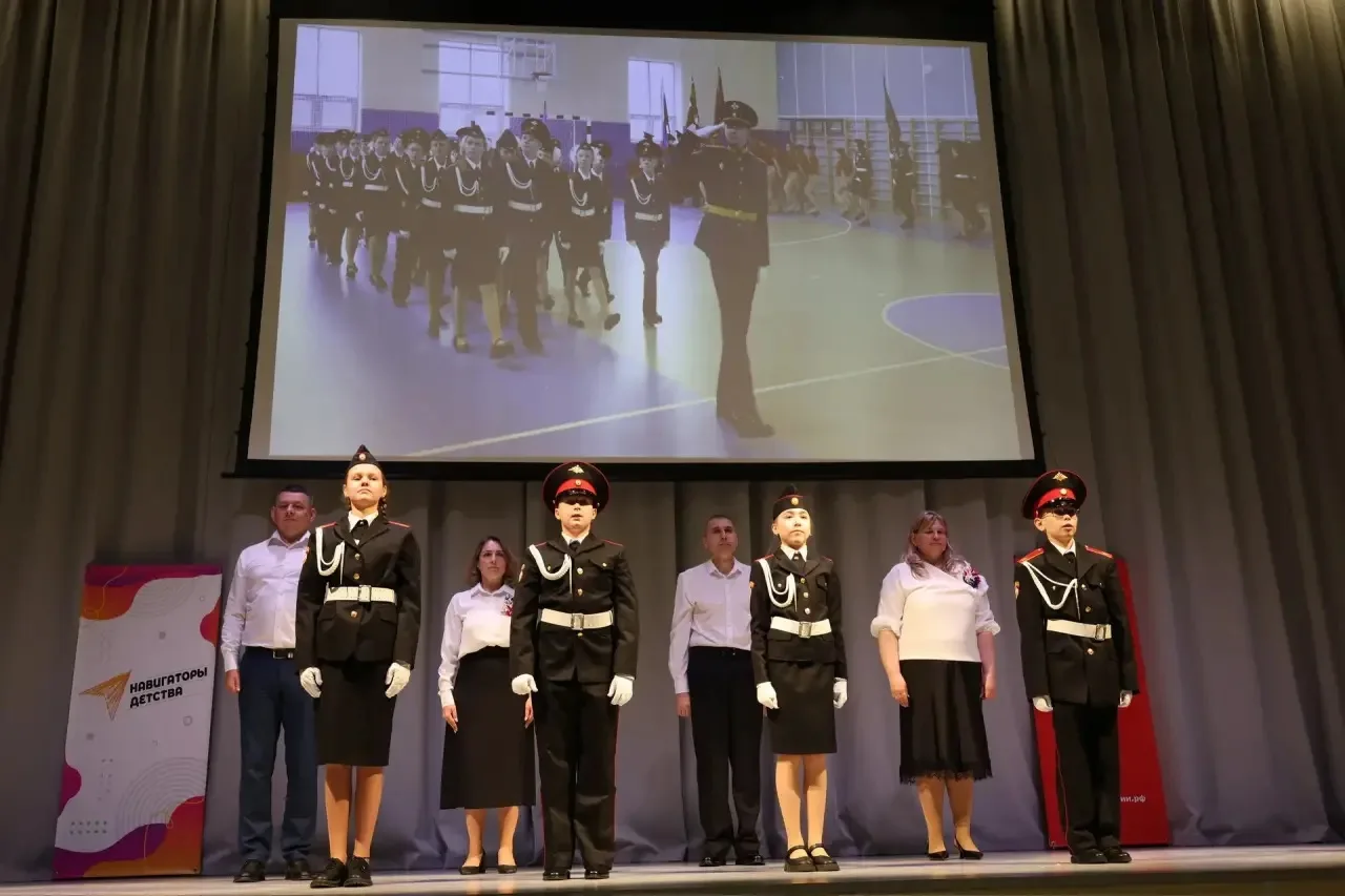 На муниципальном этапе областного конкурса « Секреты дружного класса» нашу школу представил коллекти
