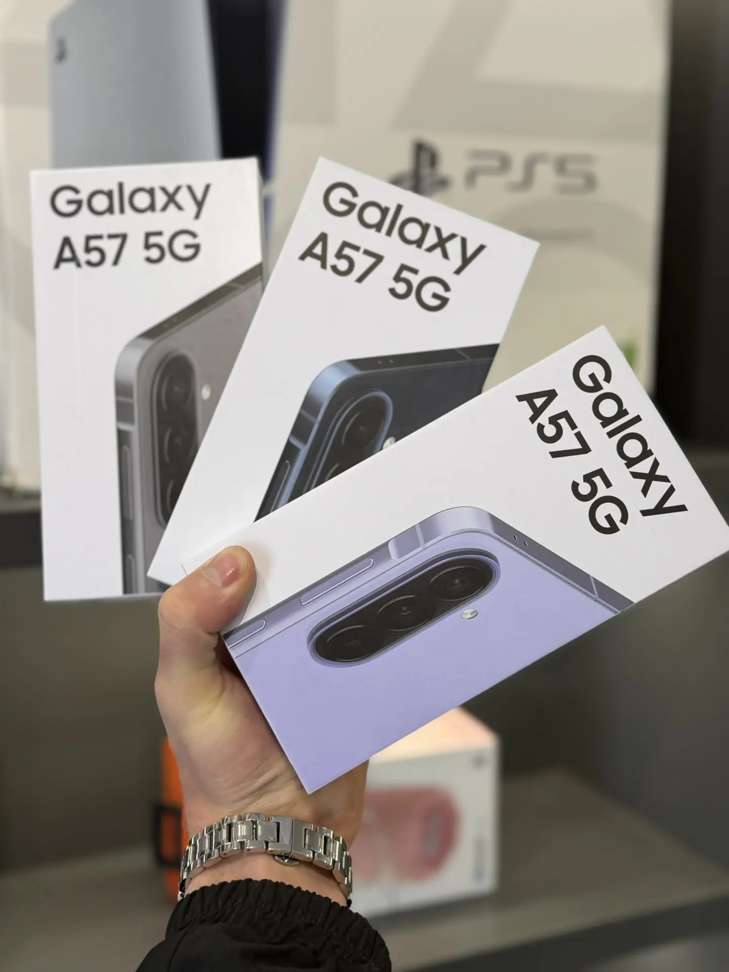 📦 Новое поступление  📱 Samsung A57  8/256 Gb — 31 500₽ 12/512 Gb — 43 000₽  📌 По сравнению с A56: • 