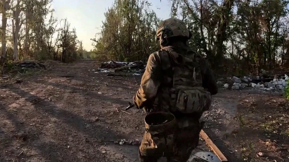 После завершения основных боёв за Авдеевку бригада «Ветераны» была переброшена на Дзержинское направ