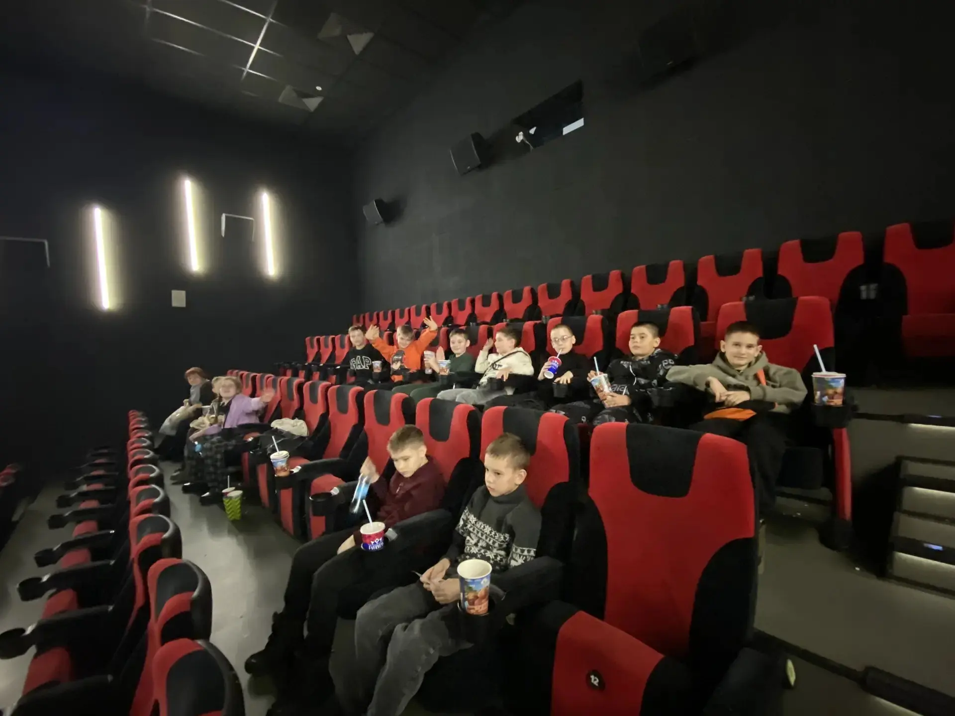 🌟‍🎬 Экскурсия «История кинематографа»: незабываемый день для 3Г!   Сегодня учащиеся 3Г класса вместе