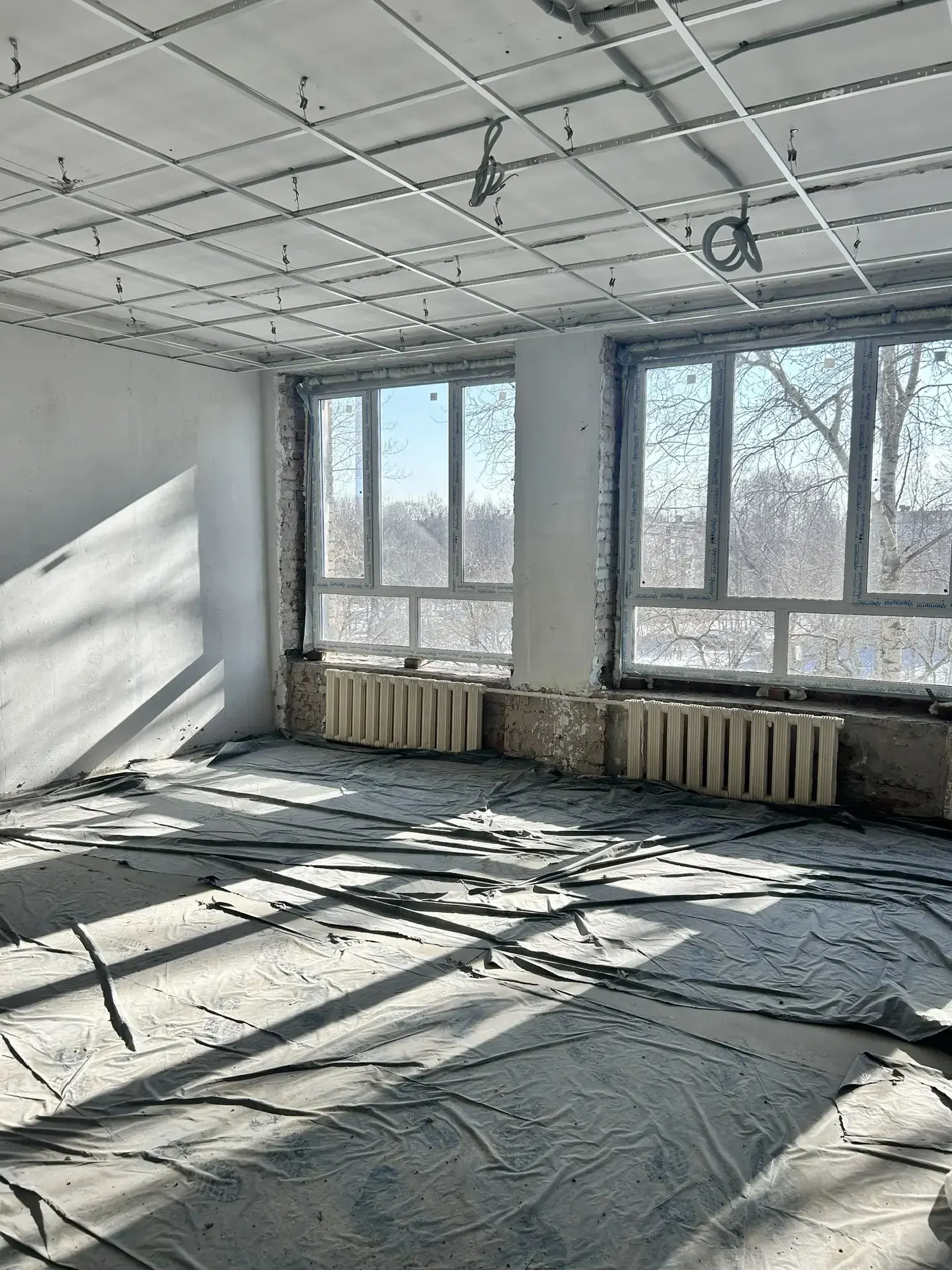 В Чебоксарах продолжается масштабная модернизация образовательных учреждений: ход работ в СОШ 35 и Г