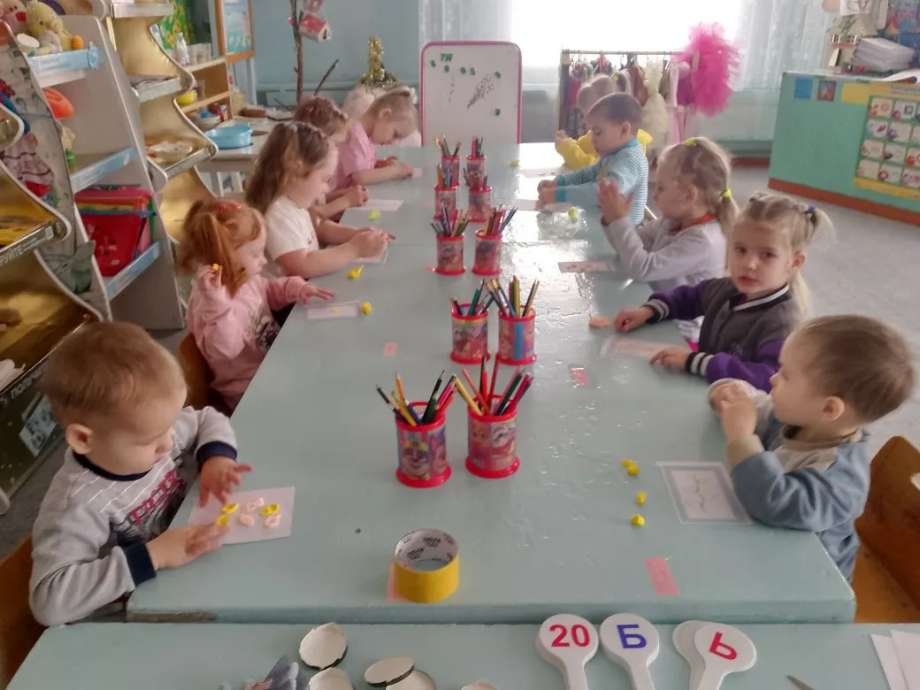 С наступающим праздником.