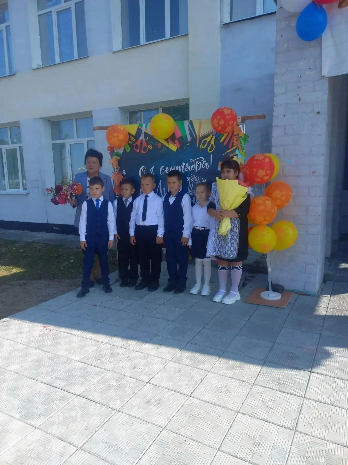 01.09.2026 г.в п.ст Степь состоялся утренник посвященный "Дню знаний".Перед началом утр...