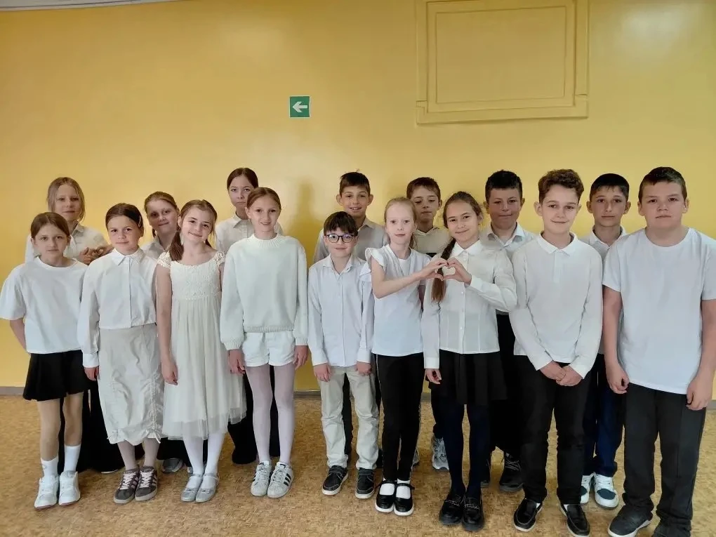 🤍Традиционная цветная пятница - белая!   #Гимназия24_Севастополь