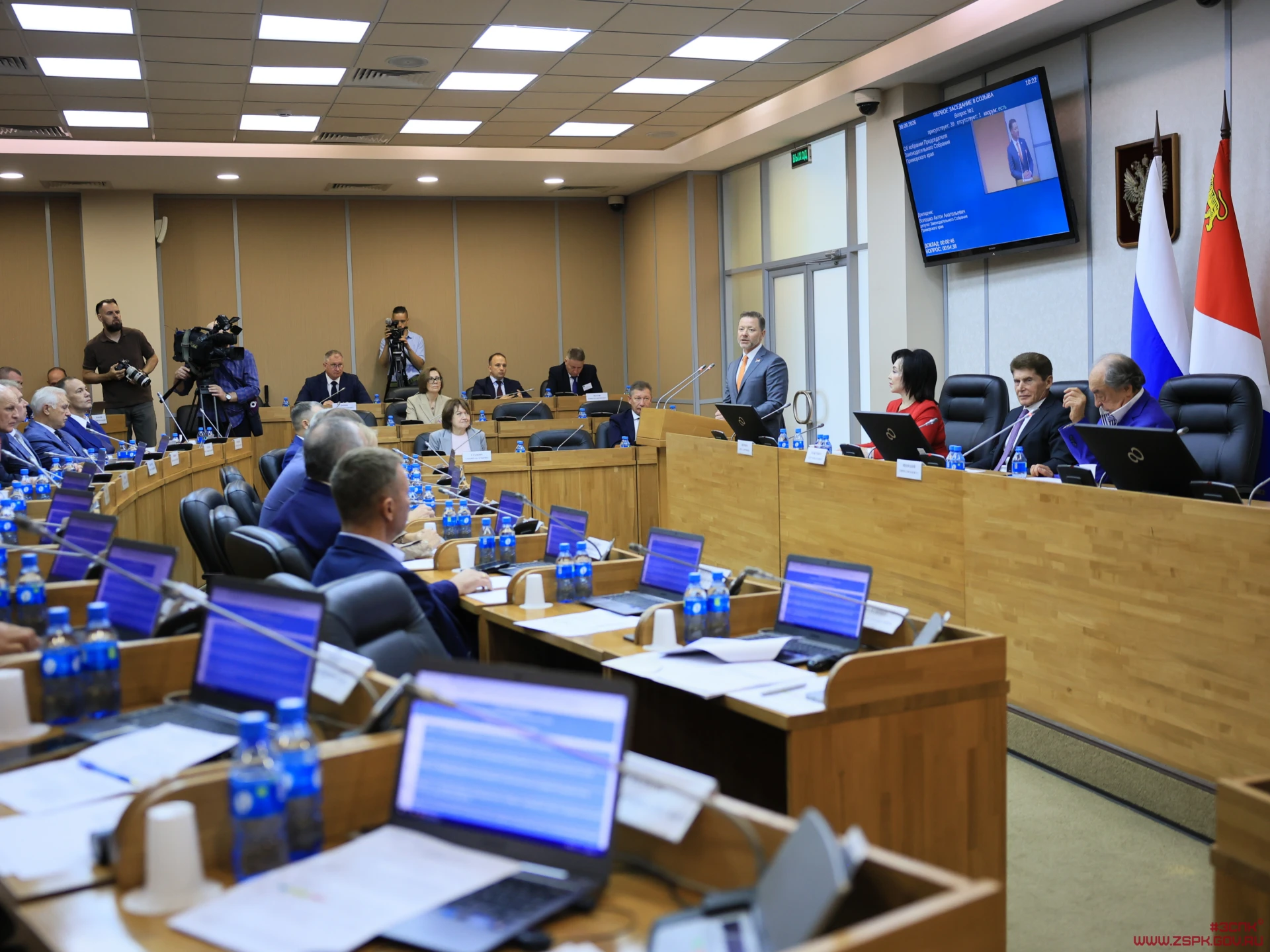 Антон Волошко вновь возглавил приморский парламент