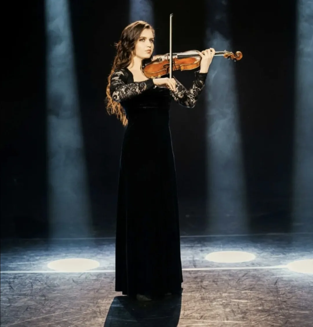 🎶 Салехард до Китая доведёт: история успеха скрипачки Софии Галиевой  Артистка Ямальской филармонии 