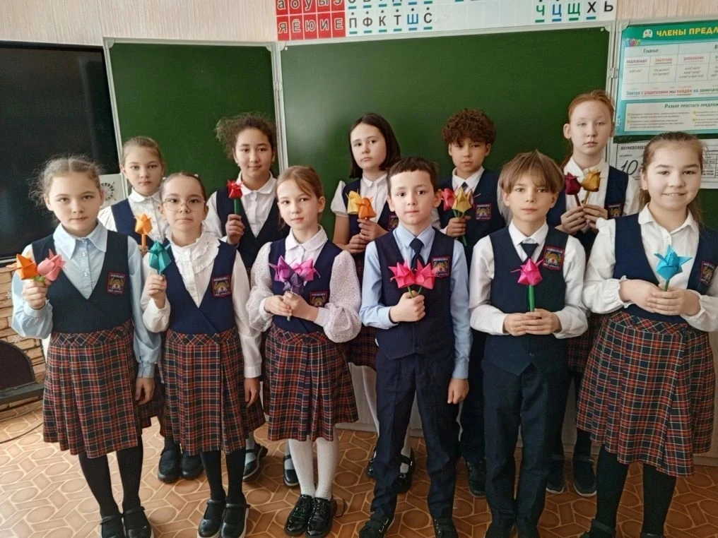 В 3Г классе расцвели «тюльпаны Навруза»! 🌷☀️  В рамках регионального проекта «Орлёнок-путешественник