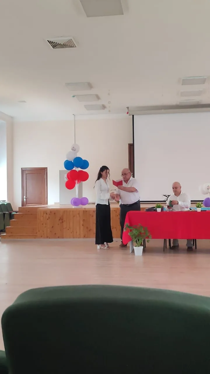 ✨Вот и настал этот день! Наши девятиклассники получили свои первые аттестаты! От всей души поздравля