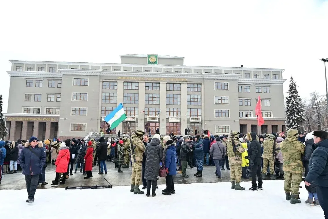 Поздравляю всех жителей республики с Днём Государственного флага Башкортостана!