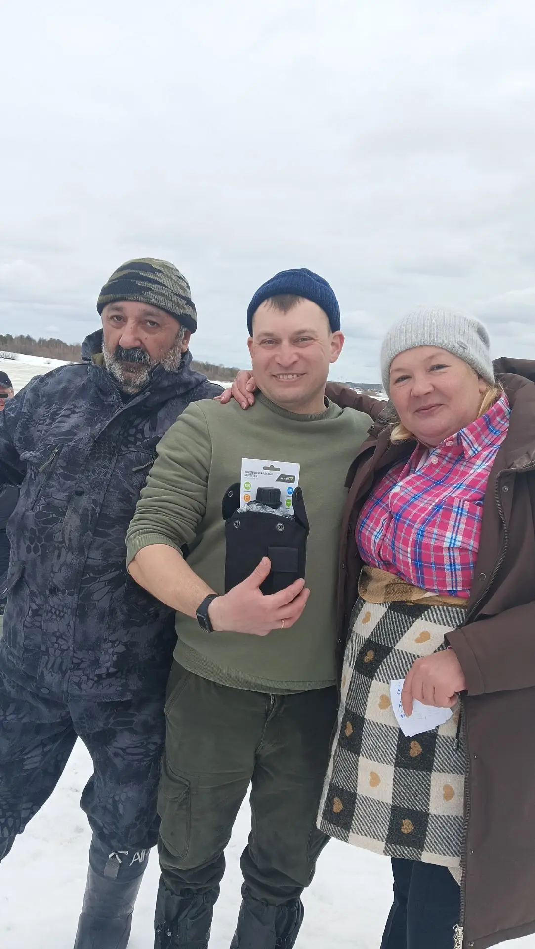 На озере в Выльтыдоре 21 марта  состоялись традиционные соревнования по зимней рыбалке среди работни