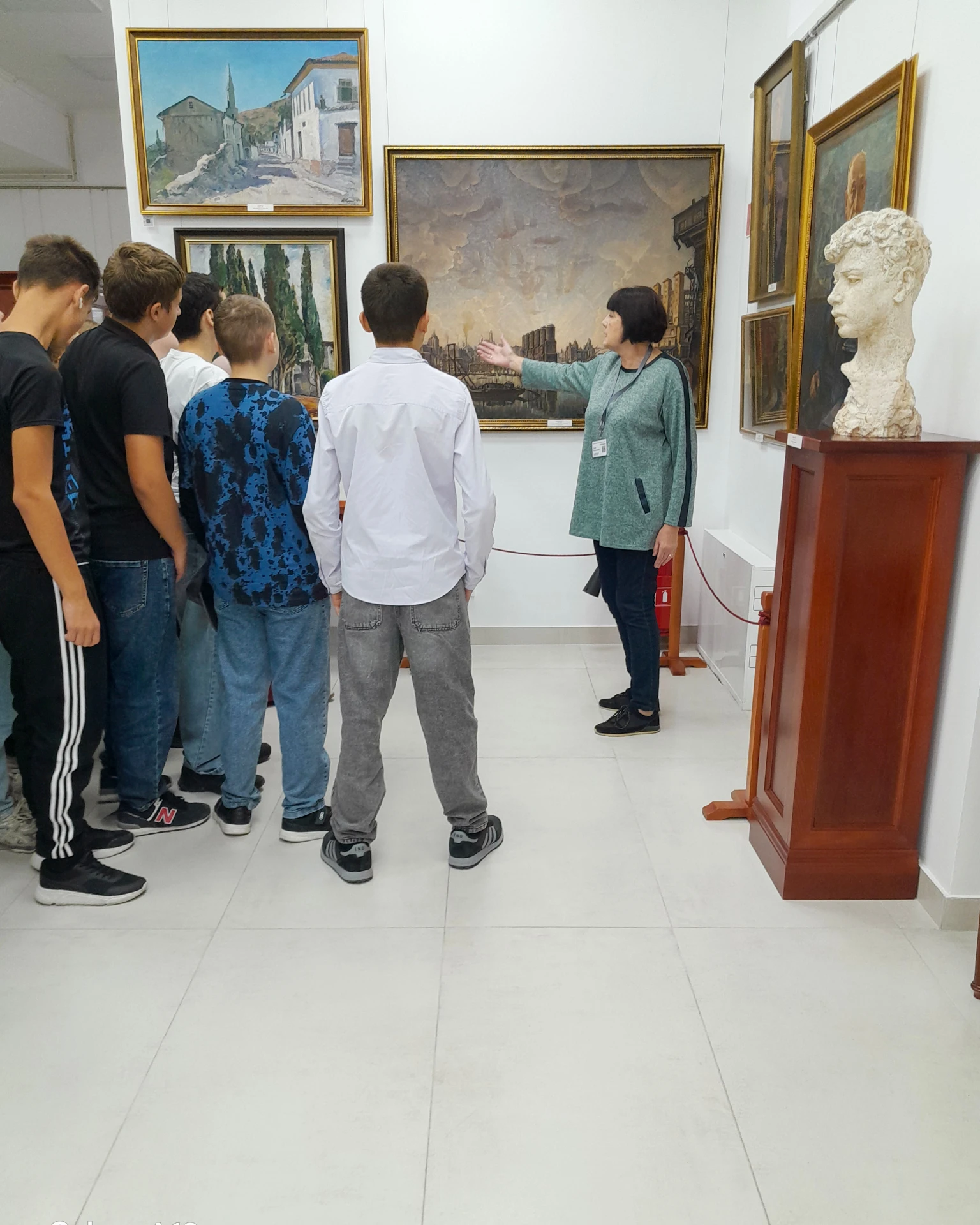 30 сентября в Симферопольском художественном музее прошло мероприятие, приуроченное ко ...