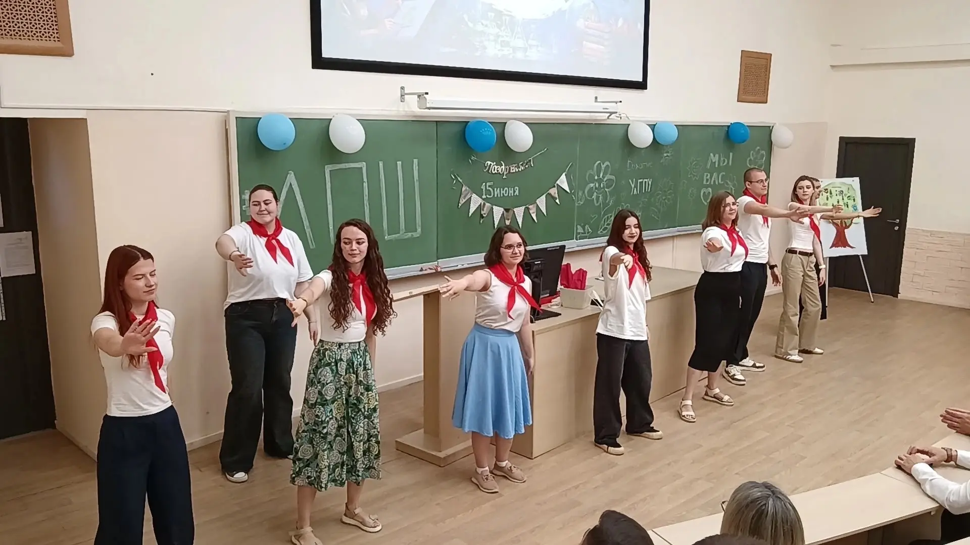 В УлГПУ состоялось торжественное открытие второй смены Летних профильных школ