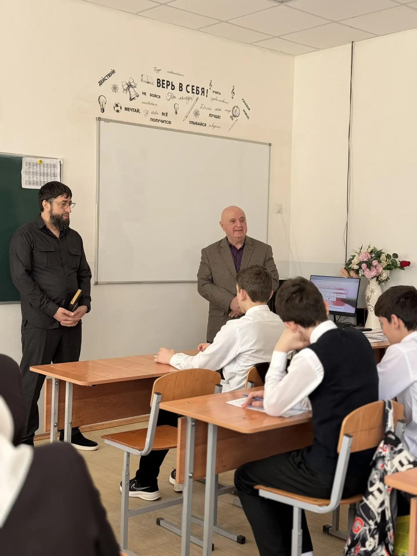17.04.26г. нас посетил Баталов Саид‑Хамзат Абдулаевич — уполномоченный по правам человека в Урус‑Мар