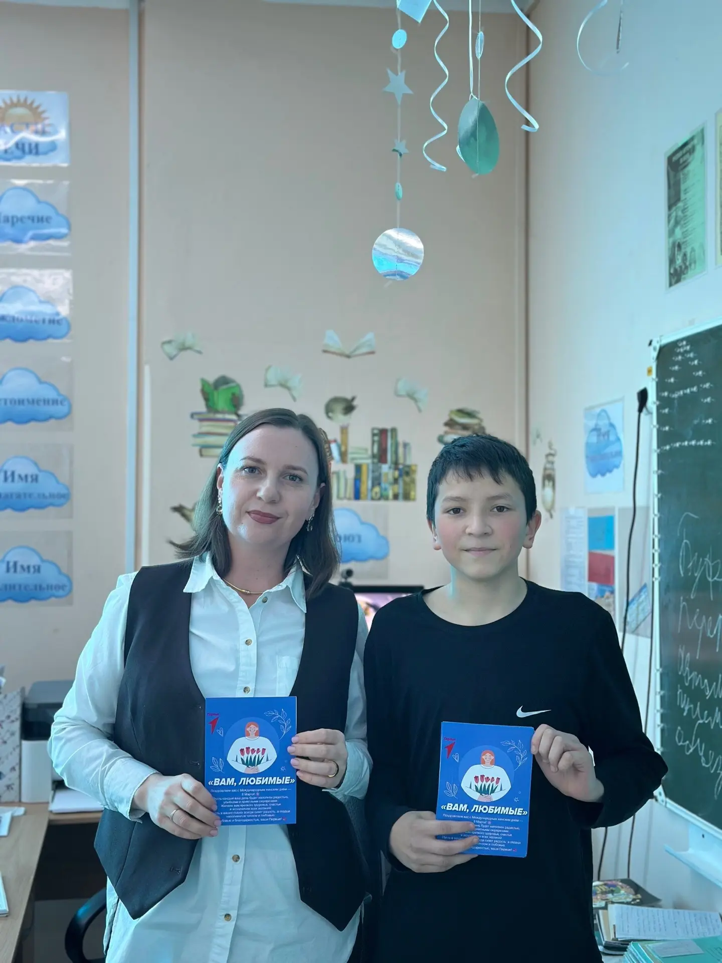 🌷Всероссийская акция «Вам, любимые!»🌷  В преддверии 8 Марта, наши активисты первичного отделения Дви