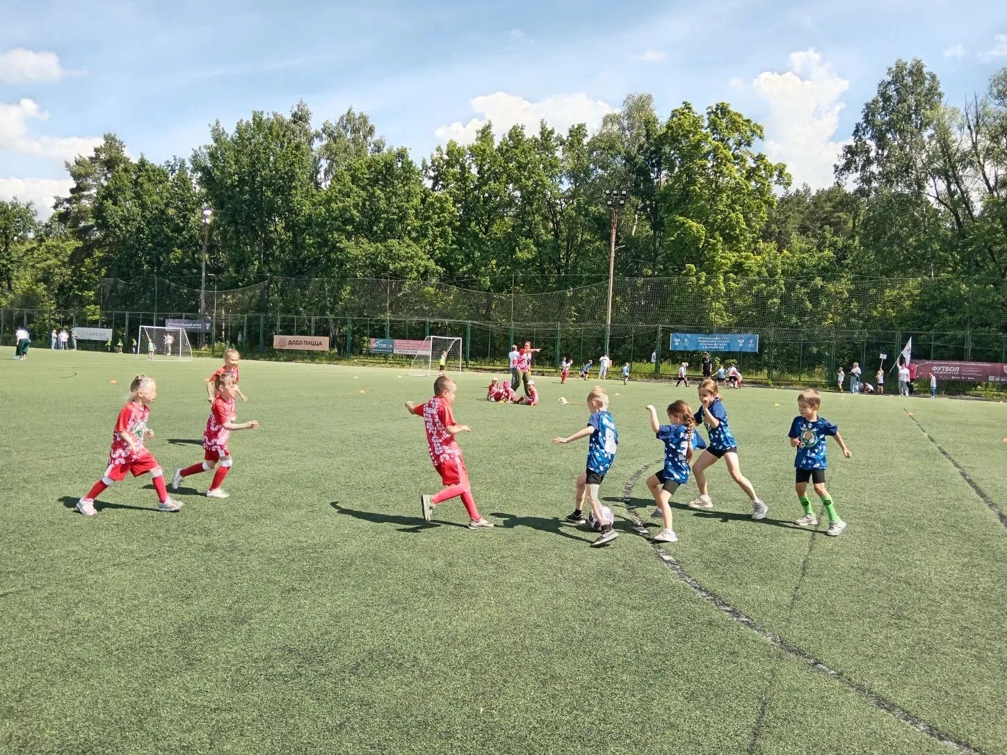 ⚽ Наши маленькие чемпионы из детского сада «Радуга» приняли участие в фестивале «Футбол...
