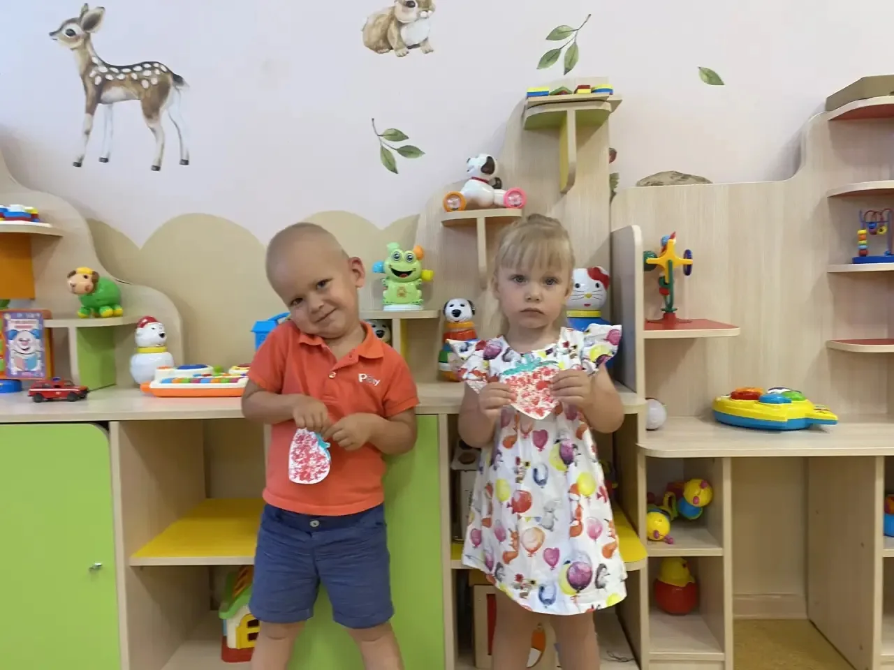 Лето—пора ароматных и сладких ягод☀️ Вдохновившись солнечными деньками и дарами природы, мы с малыша