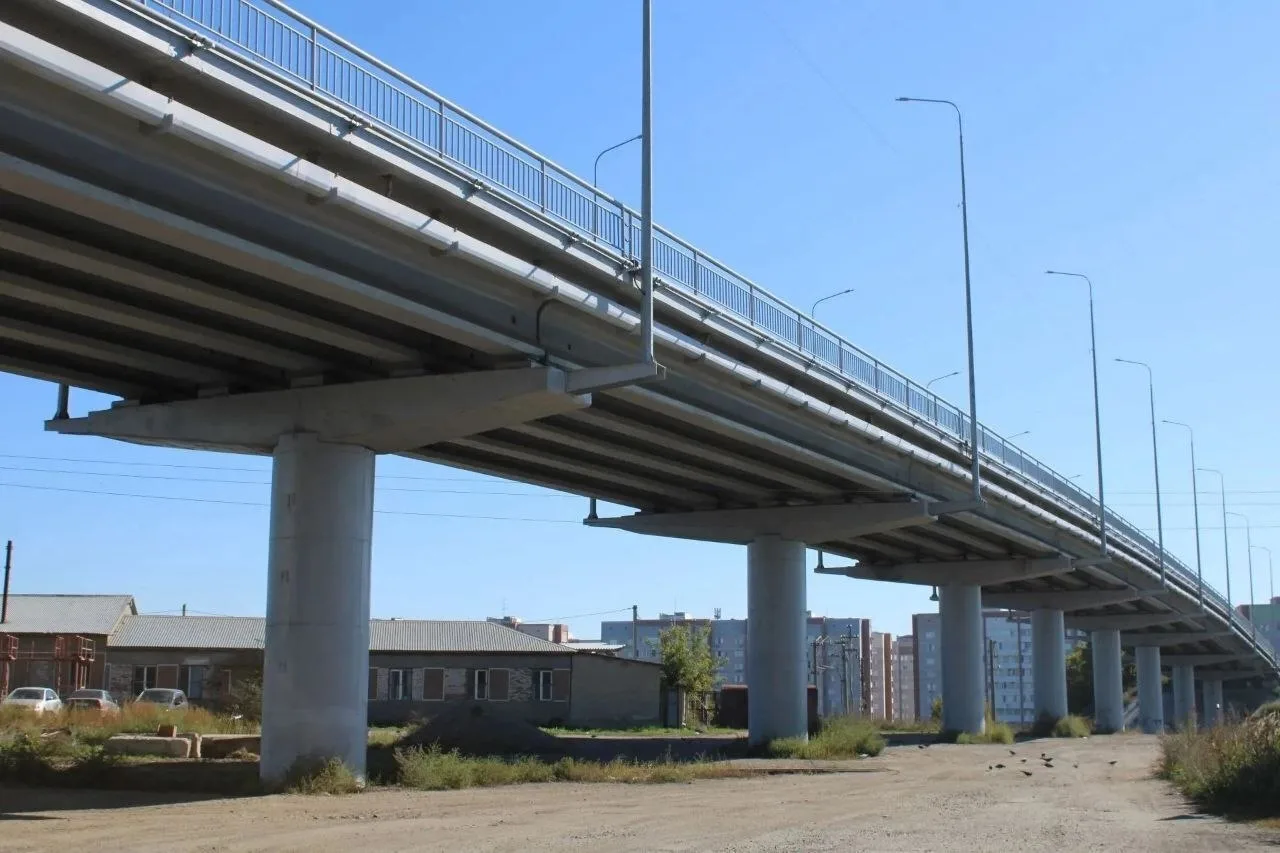 О восстановлении автомобильного моста через железнодорожные пути (Путепровод 5-го килом...
