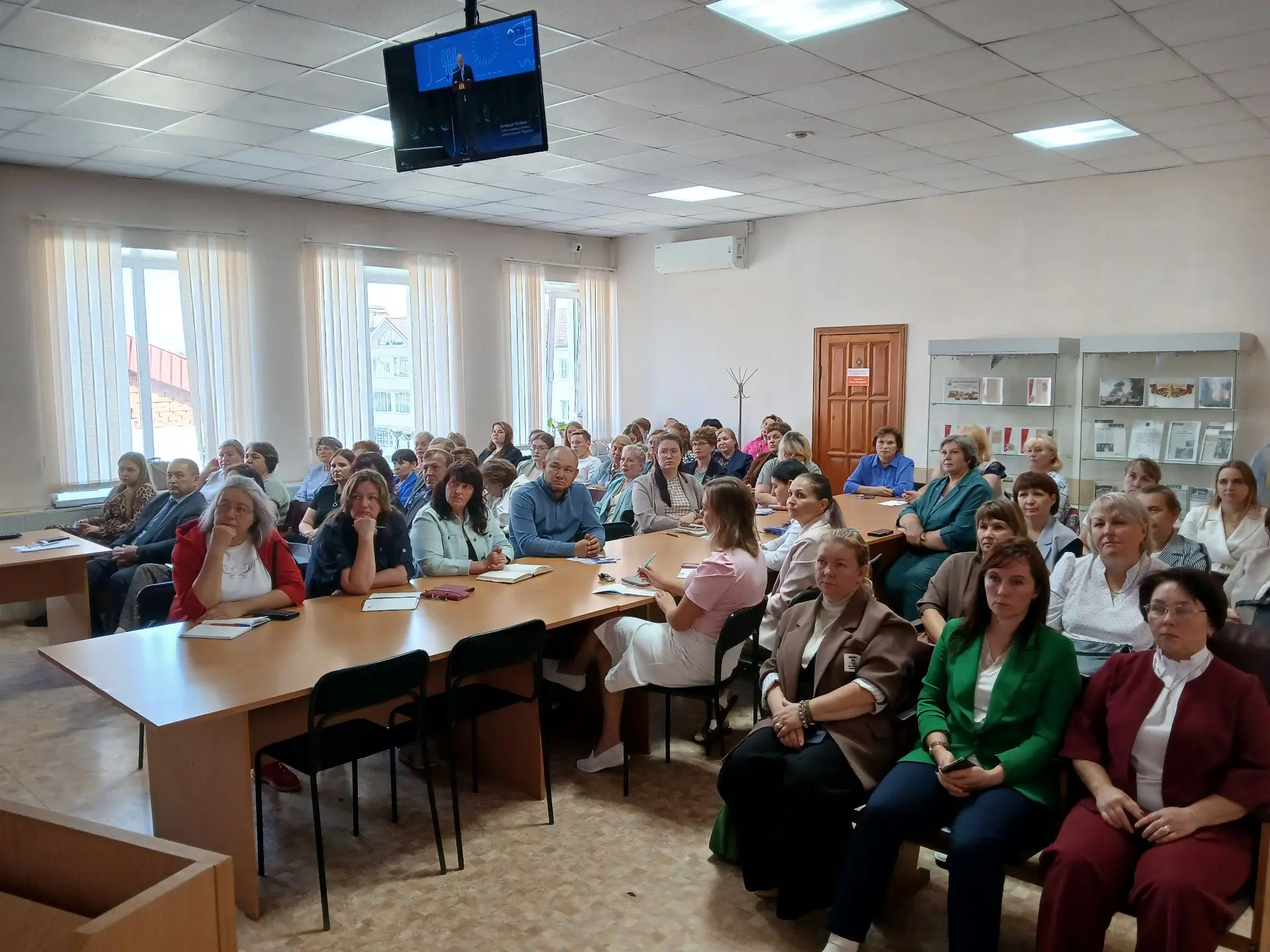 Вчера в режиме видеоконференцсвязи принял участие в областной педагогической конференци...