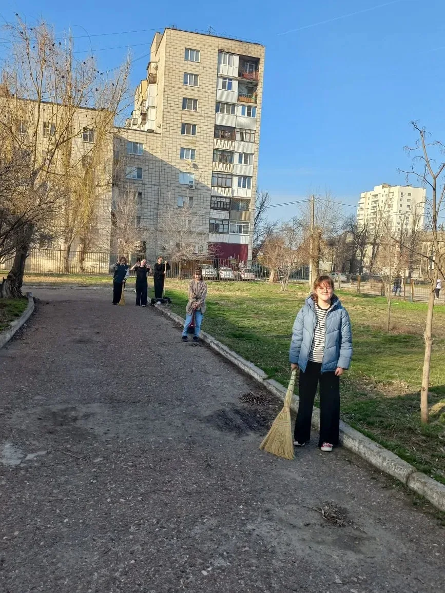 Есть такое правило: встал поутру, умылся - приведи в порядок свою планету. Эти известные каждому сло
