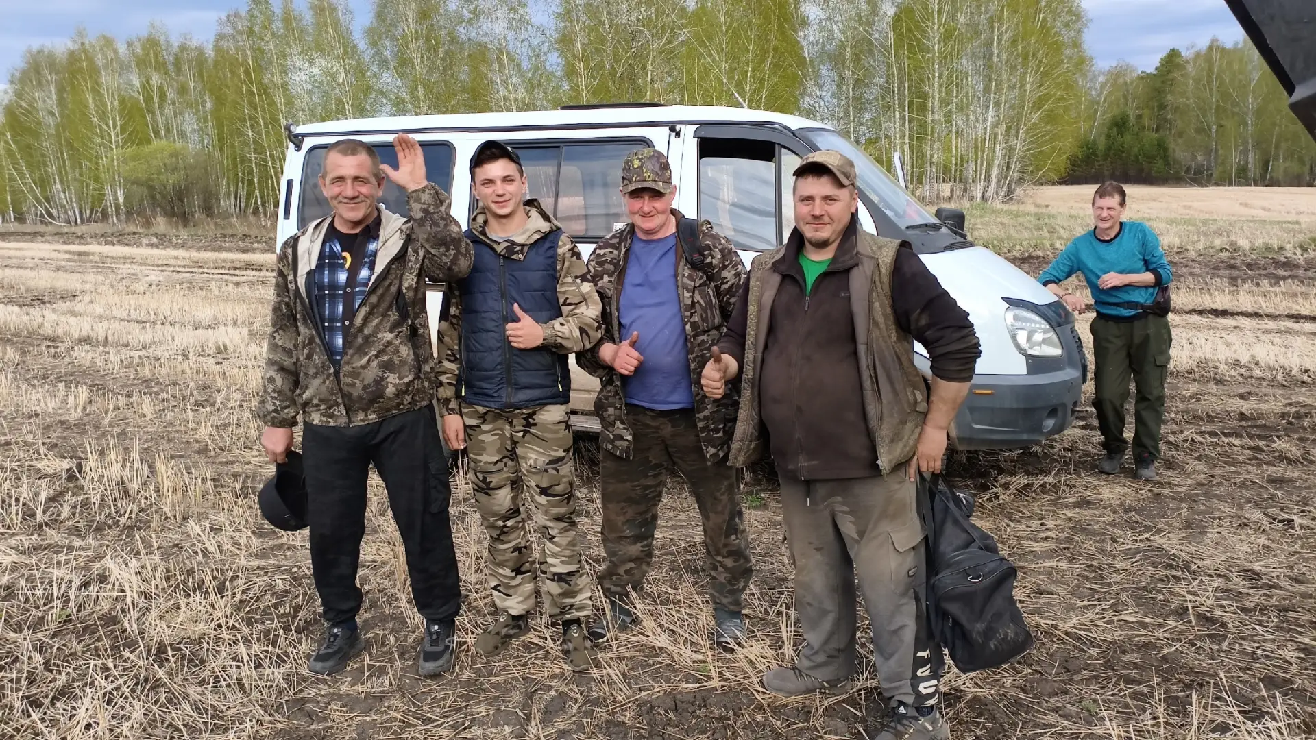 Вести из Денисовского совхоза  Посевная кампания в ООО Совхоз «Денисовский» ведётся круглосуточно – 