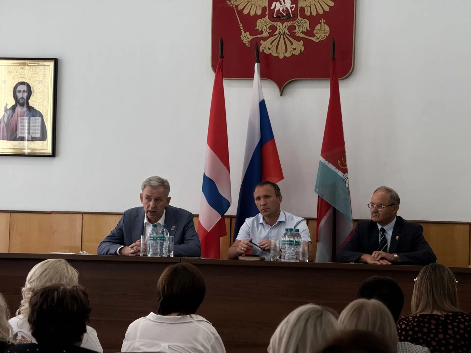 Сегодня с рабочим визитом наш Одесский район Омской области посетил Председатель Законо...