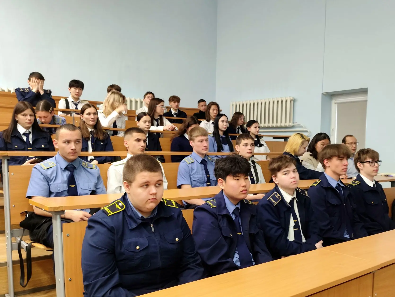 Встреча студентов УУКЖТ ИрГУПС с сотрудником ГИБДД  Сегодня с целью профилактики правонарушений в об