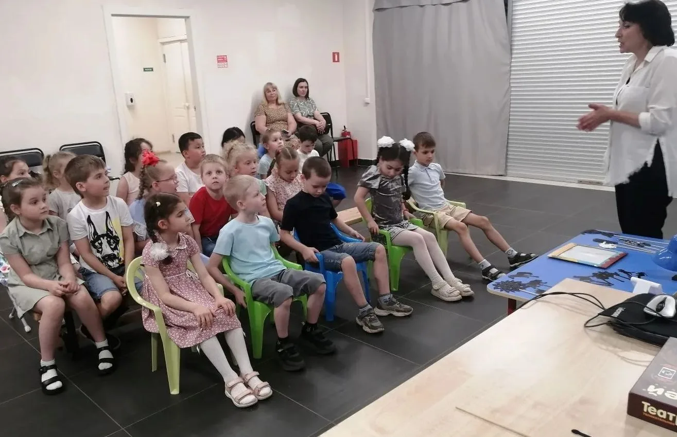 🎭В клубе «Праздничный Саратов» прошло увлекательное мероприятие «Театр теней - магия п...