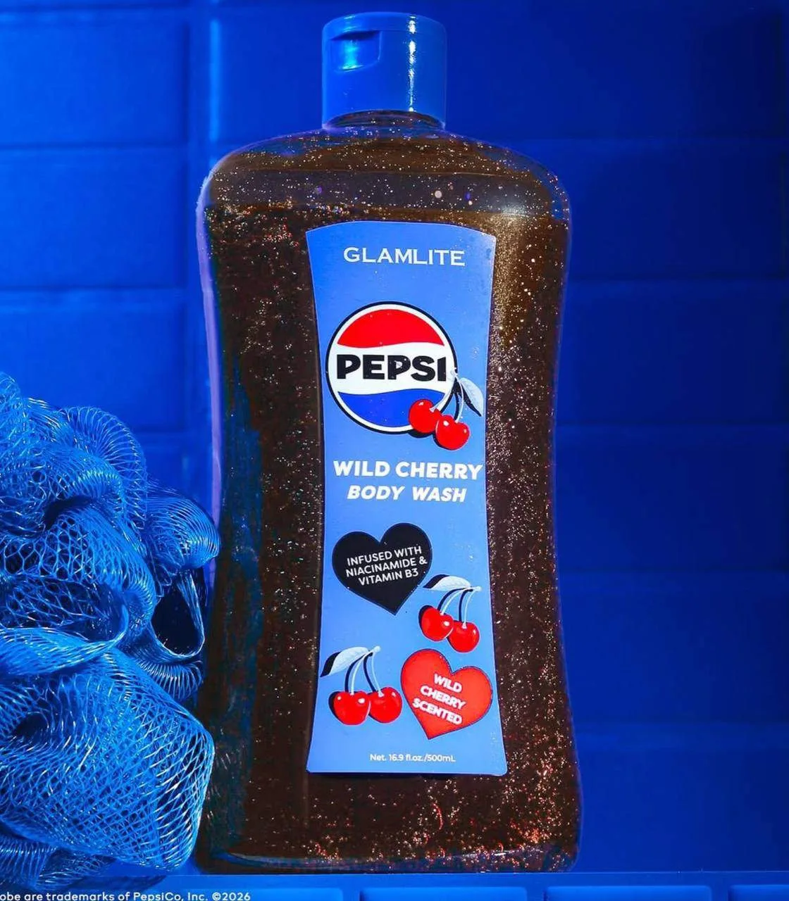 Фанаты Pepsi скоро смогут пахнуть своей любимой газировкой — бренд выпустил гель для душа с ароматом