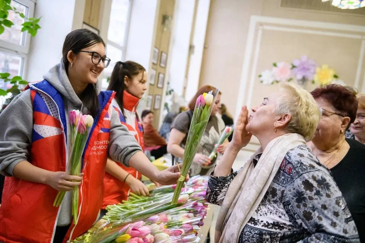 В Лыткарине прошёл праздничный концерт, посвященный Международному женскому дню