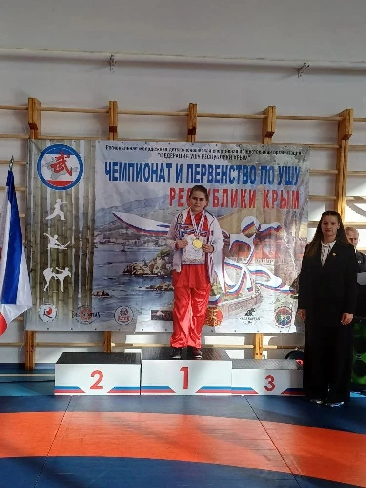 Чемпионы 25-ой🏆   📌21 февраля в Евпатории состоялся турнир по художественной гимнастике «Звездный пу