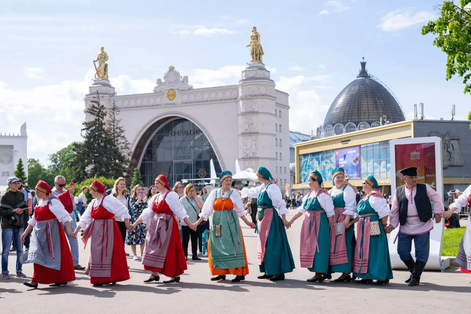Фестиваль карельской культуры «Мельница Сампо» пройдёт 23 мая на ВДНХ в Москве.   В 10:00 откроется 