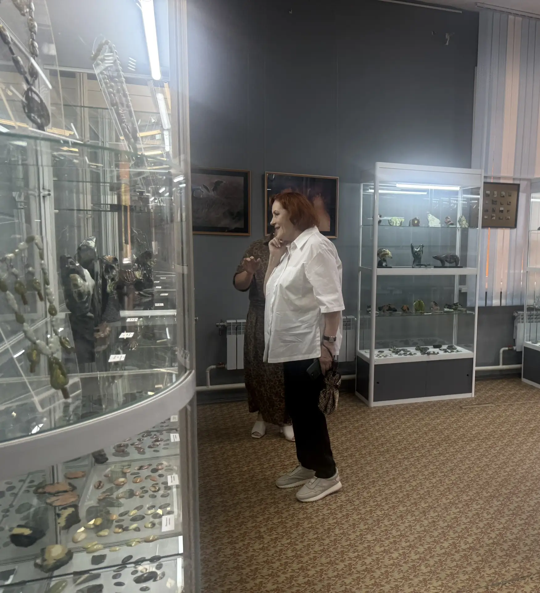 🏛 Особый гость в музее: Вера Егоровна Оськина оценила «Грани камня»!