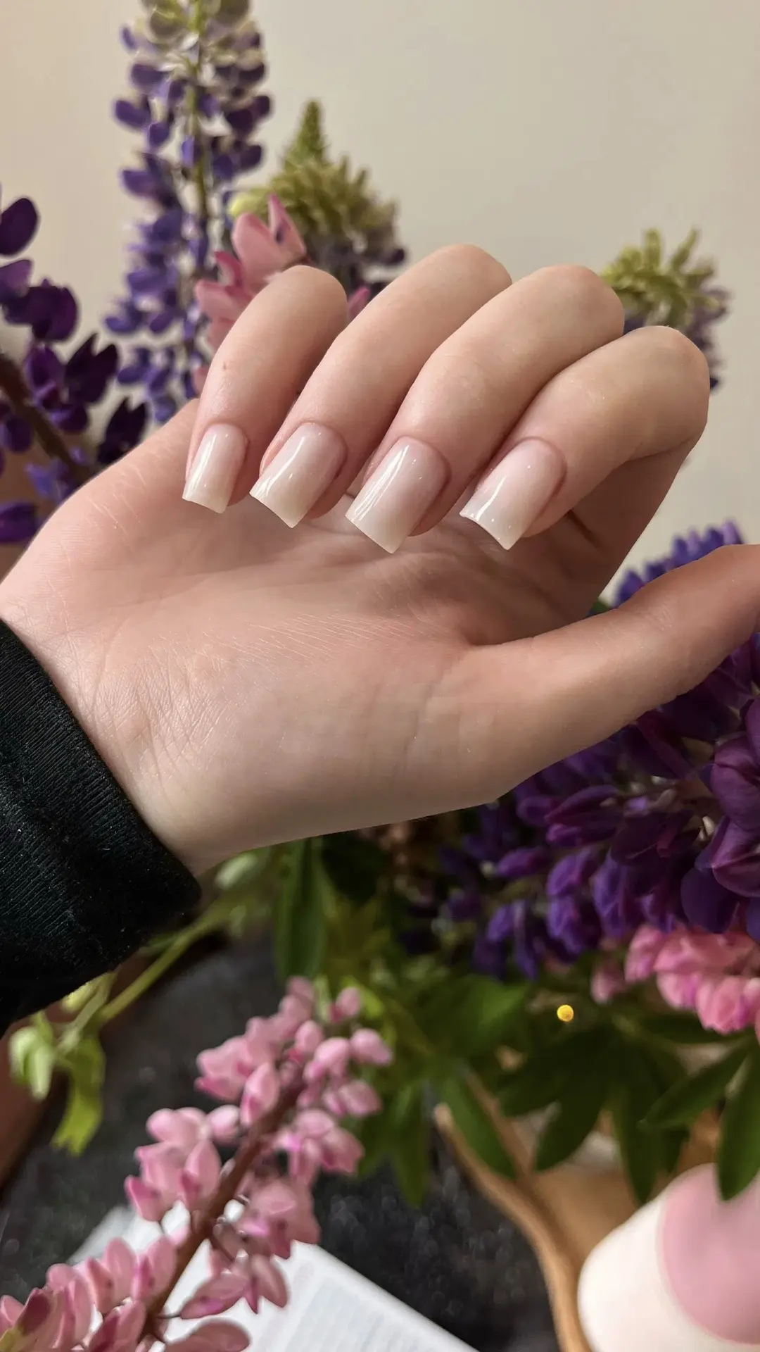 Сама нежность на руках 💕🌸

💅🏻работа мастера Анастасии Коневских
📍салон на Теплогорской, 24

Зап