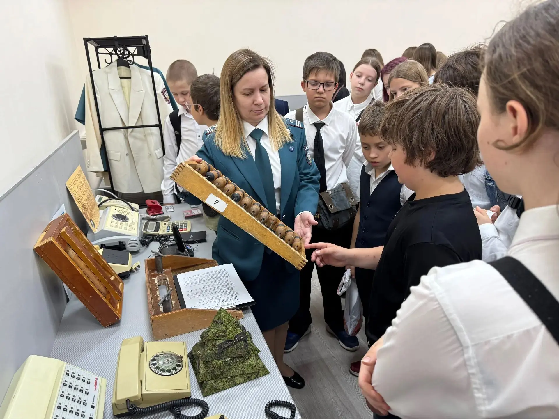 👩🏼‍🏫 В Управлении Федеральной налоговой службы провели урок  налоговой грамотности д...
