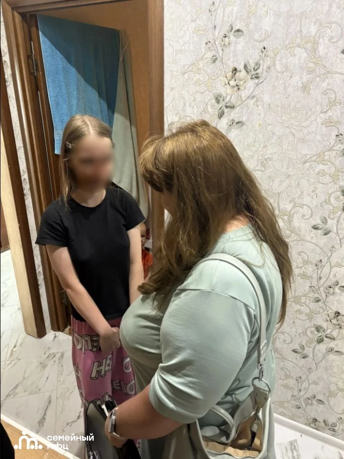 В рамках профилактики семейного неблагополучия специалисты МБУ «Комплексный центр социального обслуж
