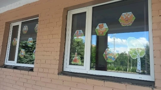 Сегодня в пришкольном лагере «Жар-птица» царила настоящая творческая атмосфера! Советник директора п