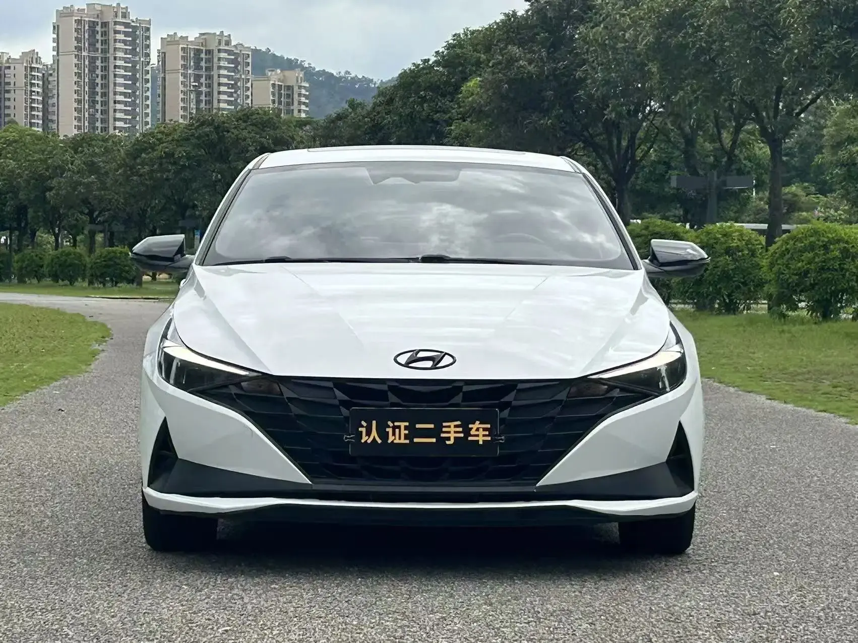 Hyundai Elantra 1.5 115 лс