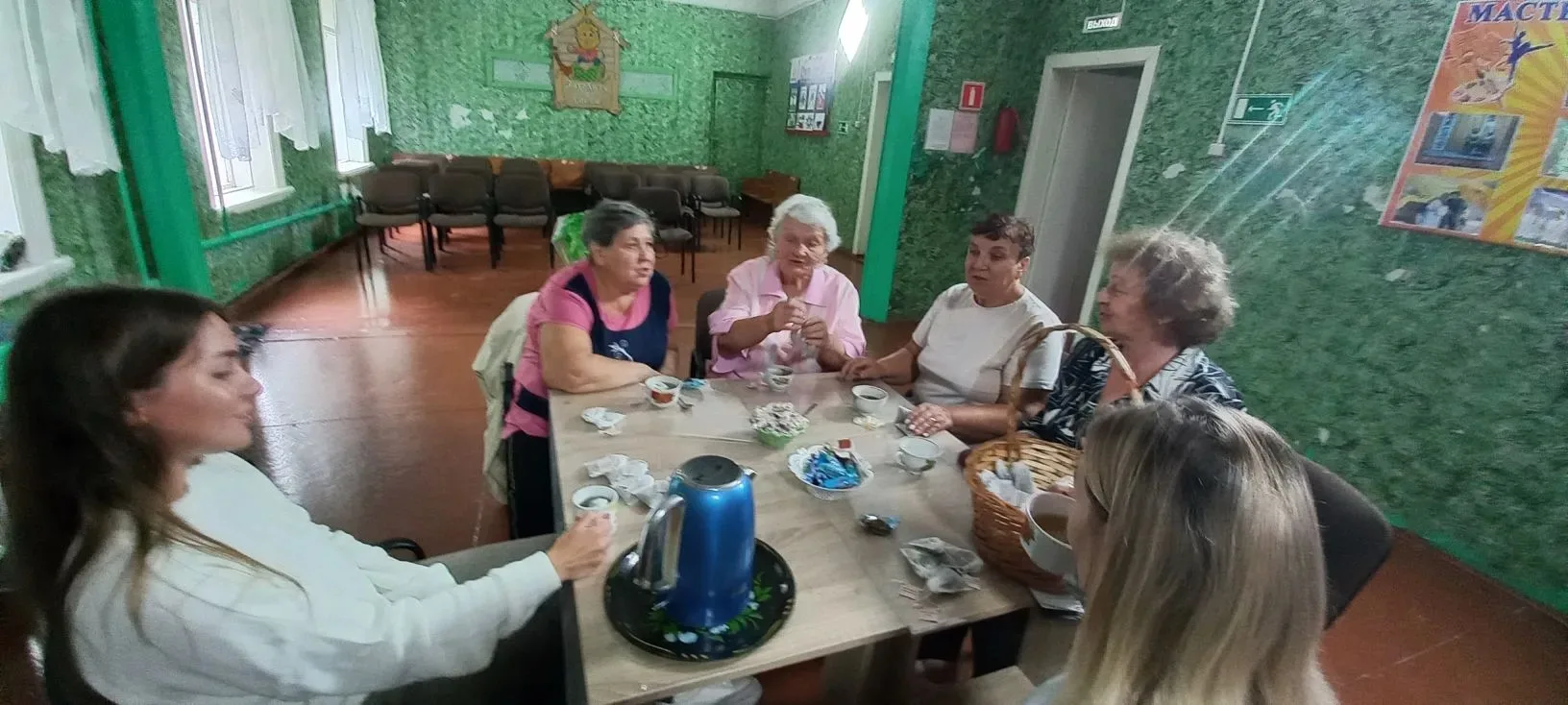В Урусовском СДК прошли посиделки для пожилых людей «Дружная компания».
Посиделки — это самая теплая