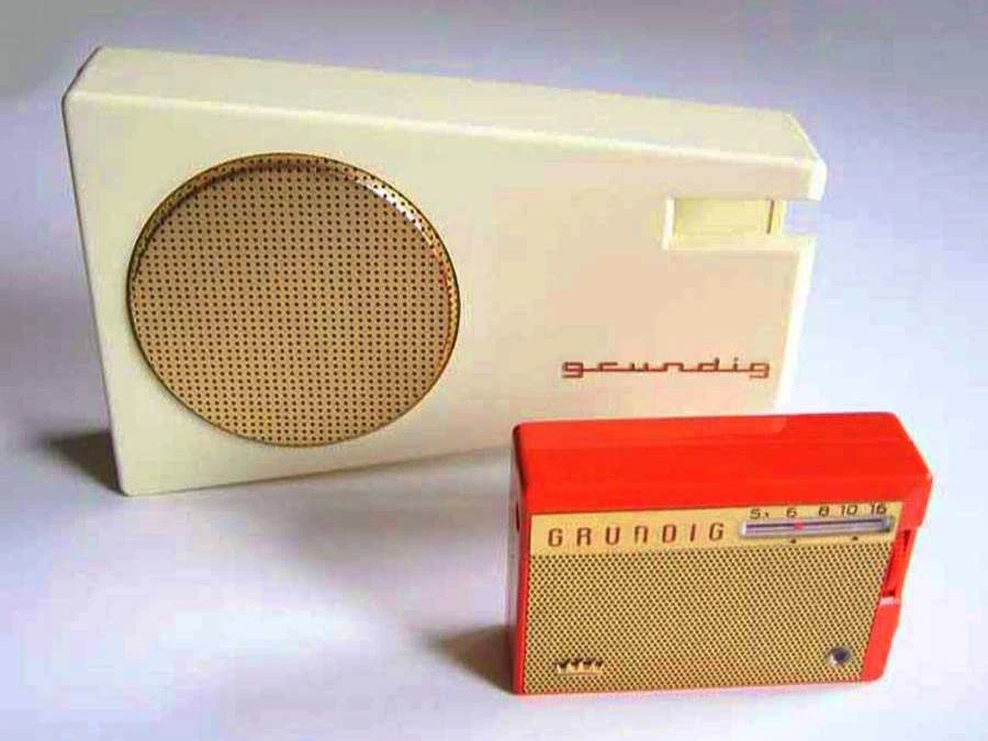 Портативный радиоприёмник "Grundig Solo Boy 201"
