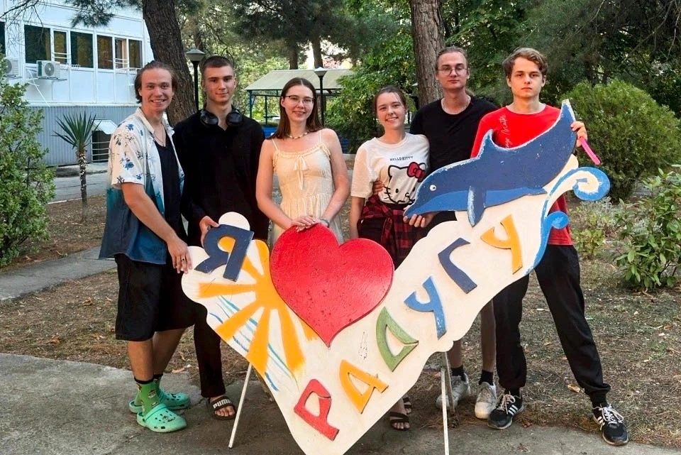 Море, спорт, творчество: яркие дни политехников в Дивноморском ⠀
