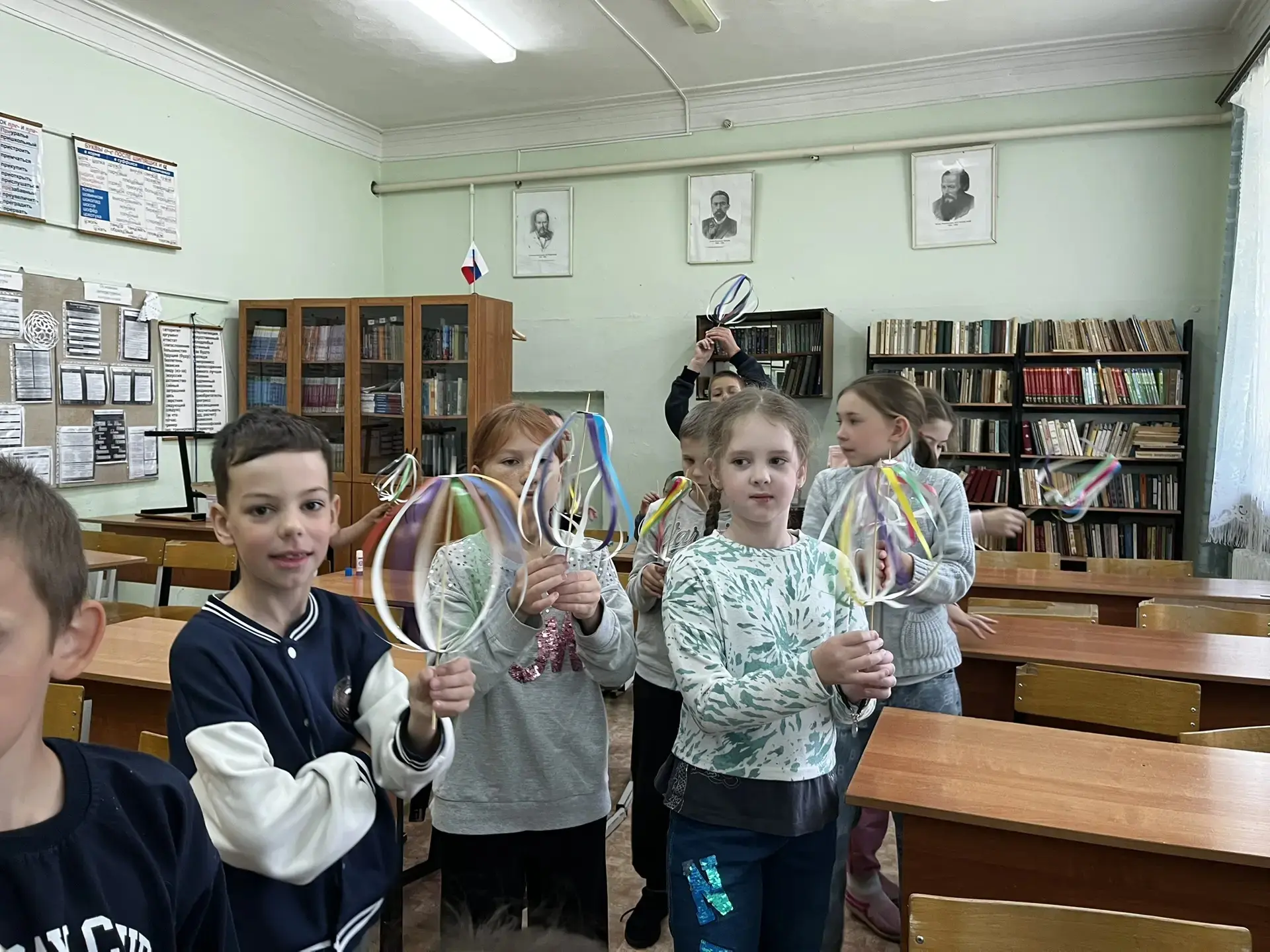 Прекрасный день прошёл  сегодня в лагере Берендеевского центра образования! 🤩

Утро началось с важн