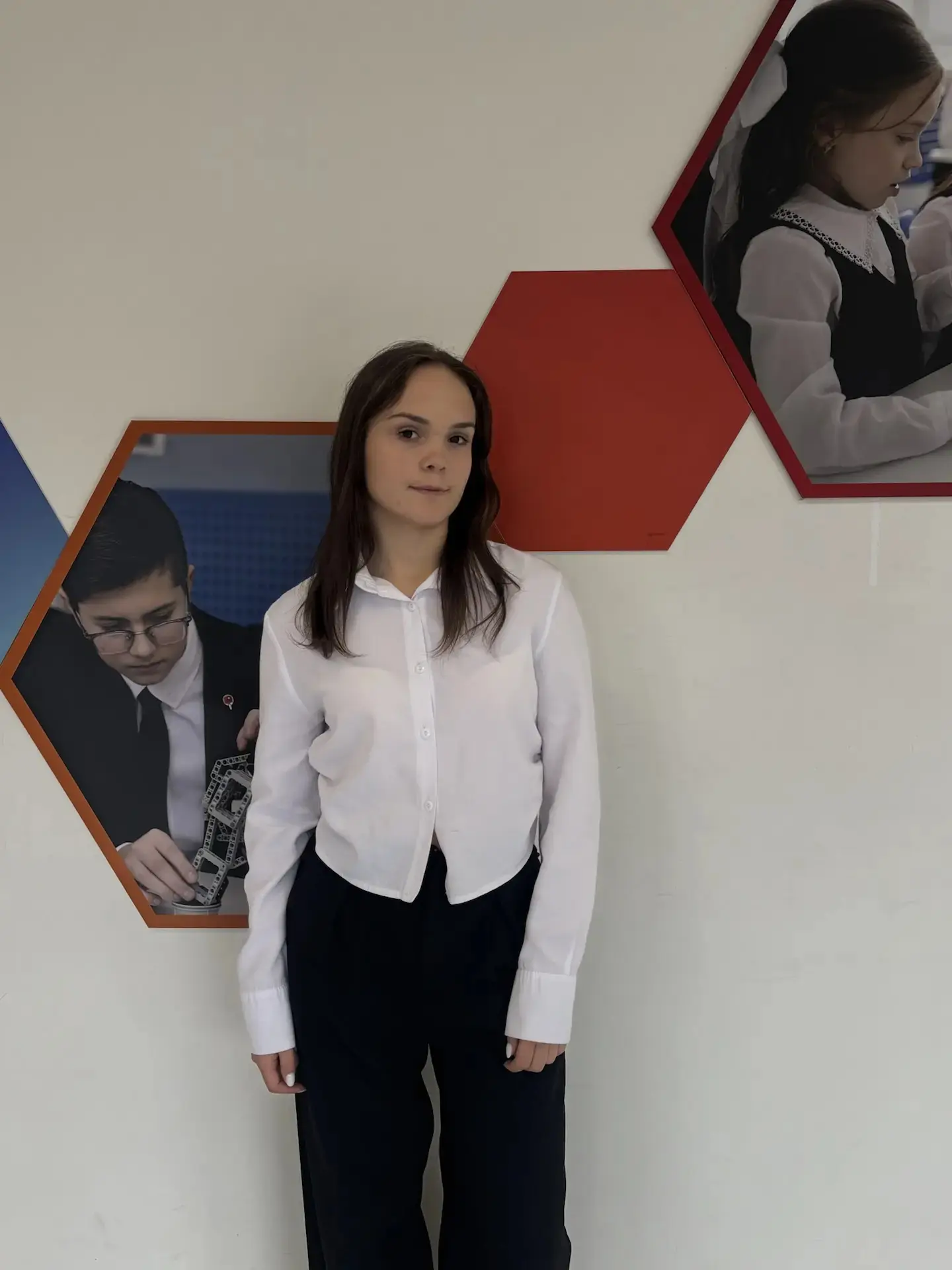 🌺 Даша Ярова — наш президент!
📍Поздравляем Ярову Дашу с избранием на пост президента школы! 
🌺Жел