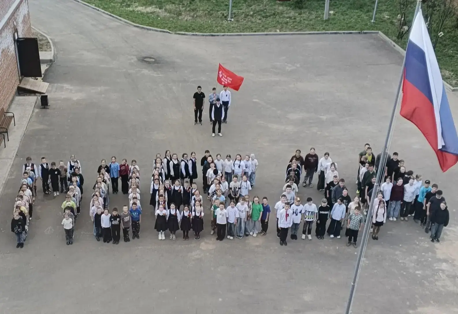 🕯В образовательных учреждениях Марий Эл стартовала эстафета памяти  9 мая наша страна отметит священ