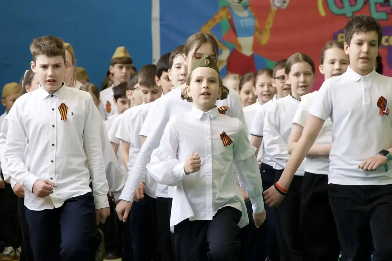 Смотр строя и песни 2026🔥 🇷🇺 Сегодня в нашей школе прошел Смотр строя и песни, посвящённый 81-ой год